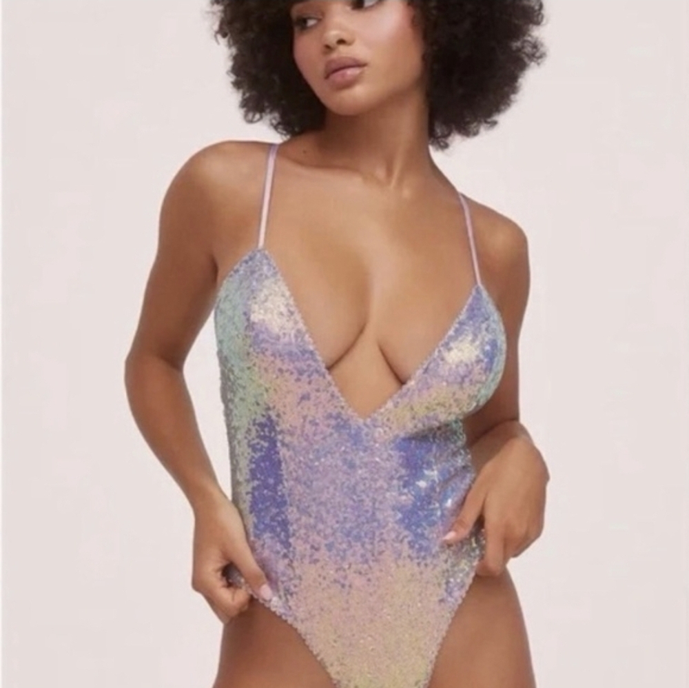 For Love & Lemons Iridescent Sequin Bodysuit in Lavender - Picture 8 of 8